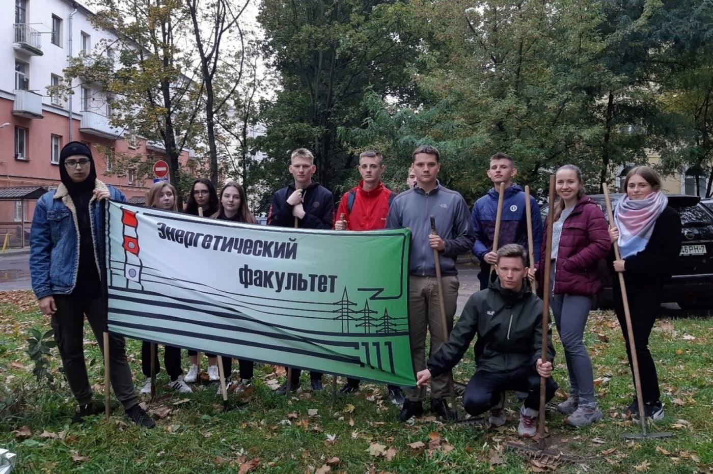 Чистые дворы Советского района